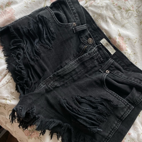 Abercrombie shorts✨ - Picture 3 of 3